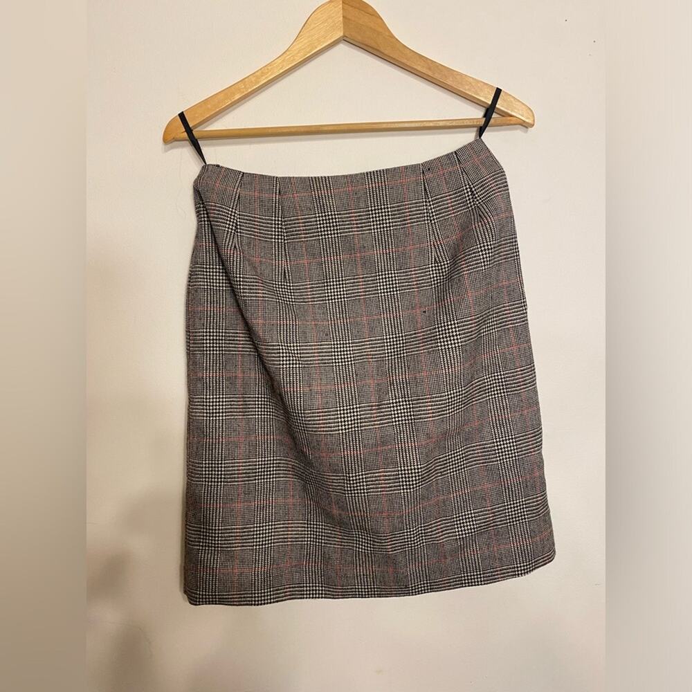 🖤 Amanda Smith Pure Wool Plaid Skirt – Size 8 🖤